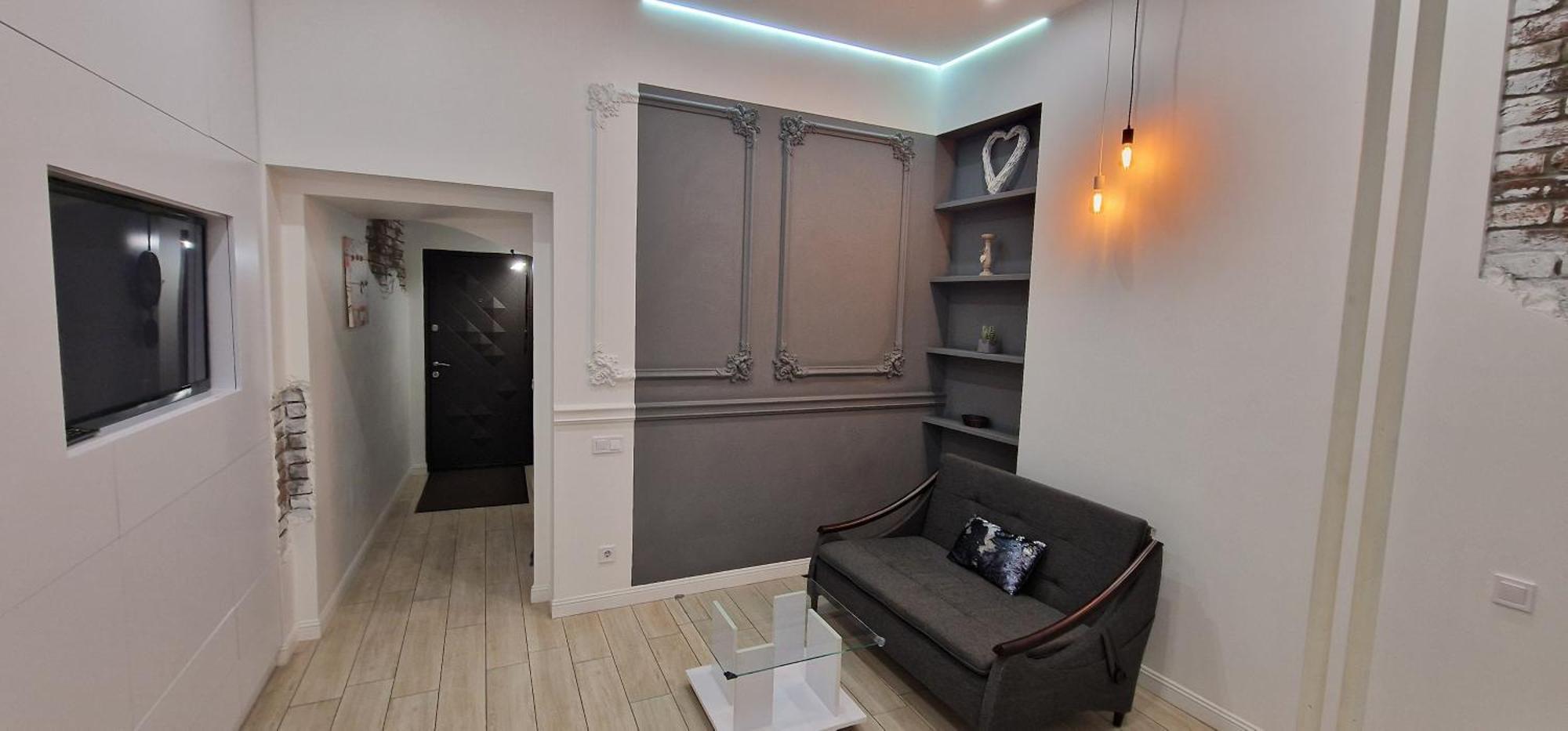 Ferienwohnung Чорно -Білий Люкс В Центрі Lemberg Exterior foto
