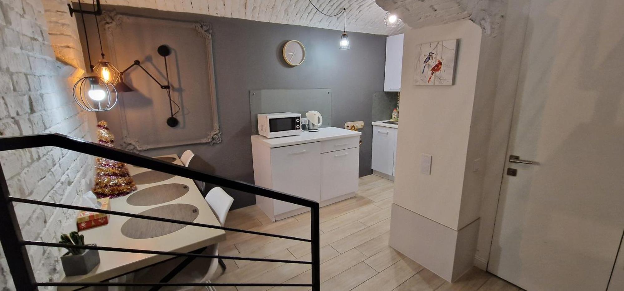 Ferienwohnung Чорно -Білий Люкс В Центрі Lemberg Exterior foto